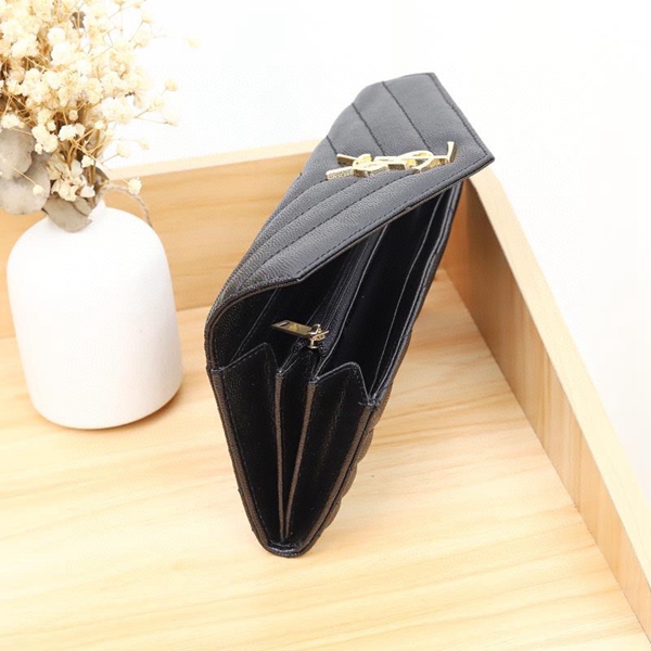 イヴサンローラン財布全体デザイン